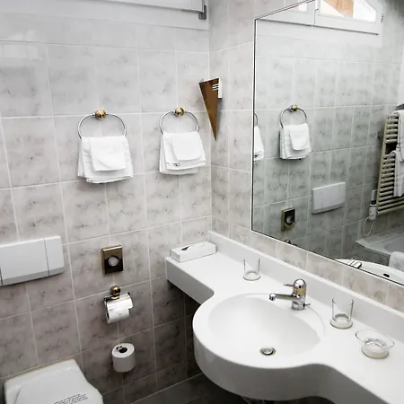 Hotel Wellnesshotel Schweizerhof Saas Fee