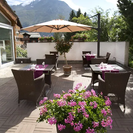 Отель Wellnesshotel Schweizerhof 4*
