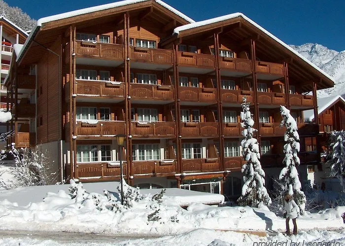 Wellnesshotel Schweizerhof 4* Saas Fee