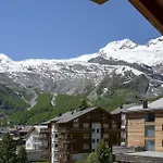Wellnesshotel Schweizerhof 호텔 Saas Fee