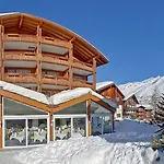 Wellnesshotel Schweizerhof 호텔 4*