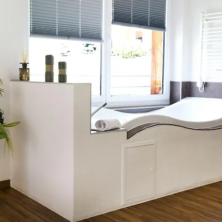 Wellnesshotel Schweizerhof Отель Зас-Фе