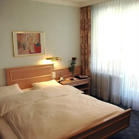 Отель Wellnesshotel Schweizerhof Зас-Фе