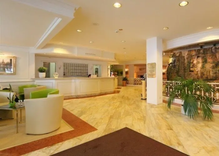 Hotel Wellnesshotel Schweizerhof 4*